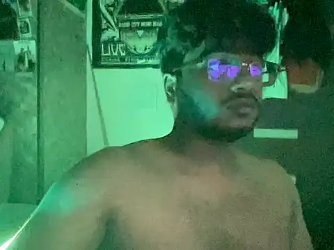 Webkamerová show sexy_delhi_boy