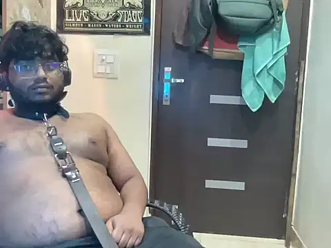 sexy_delhi_boy's Webcam Show