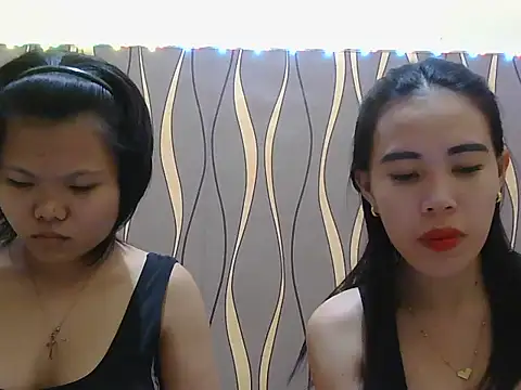 YoungLovers4u Chat XXX live