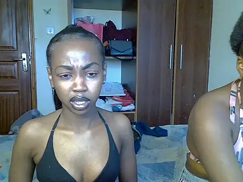 Chat XXX en directo de prettyshanz