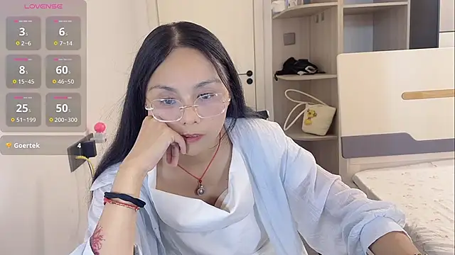 yishan-22 – Live XXX-chat