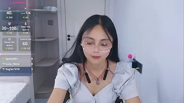 yishan-22's Live XXX Chat