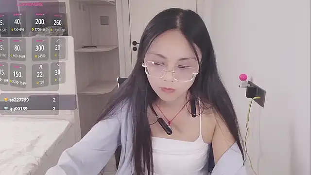 yishan-22's Live XXX Chat