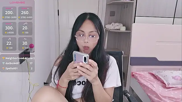 yishan-22's Live XXX Chat