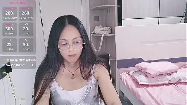 yishan-22's Live XXX Chat