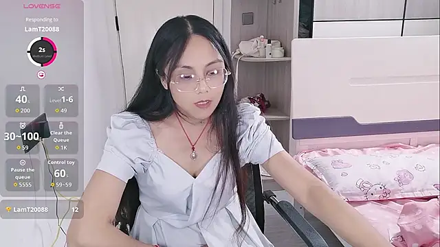 yishan-22 live XXX chat