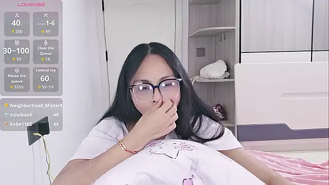 yishan-22's Live XXX Chat