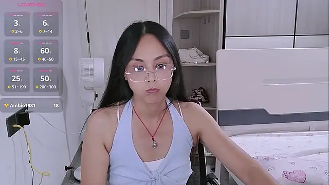 yishan-22's Live XXX Chat