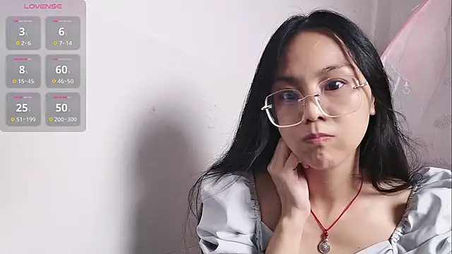 yishan-22 – Live XXX-chat