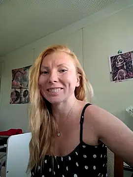 JanyJanys' Live XXX Chat
