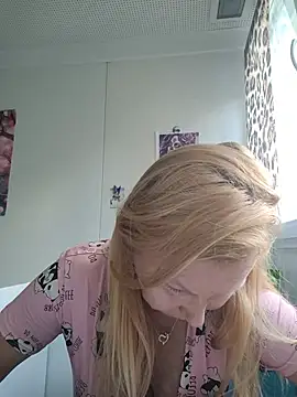JanyJanys XXX чат на живо
