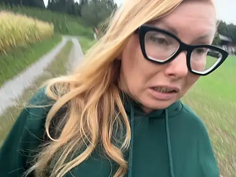 JanyJanys' Webcam Show