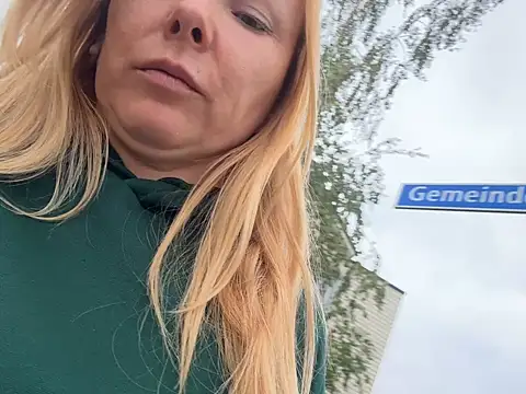 JanyJanys Webcamshow