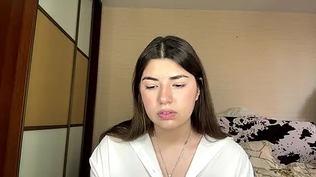 XXX chat uživo modela DishedMedal