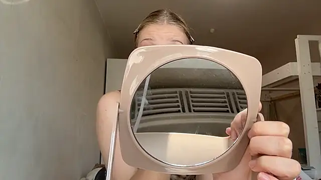 JoltingSmile Live XXX-Chat