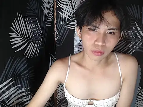 UrasianFemboy Pertunjukan Webcam