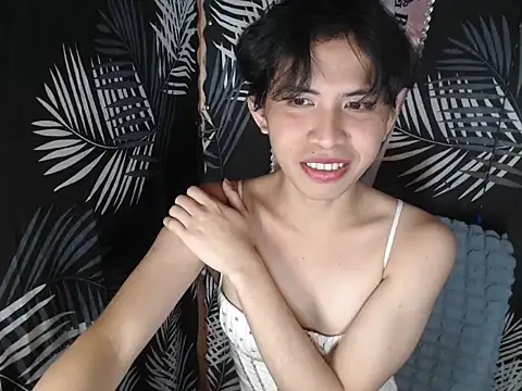 UrasianFemboy Pertunjukan Webcam