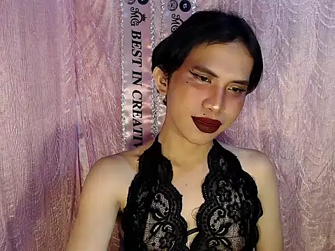 UrasianFemboy Pertunjukan Webcam
