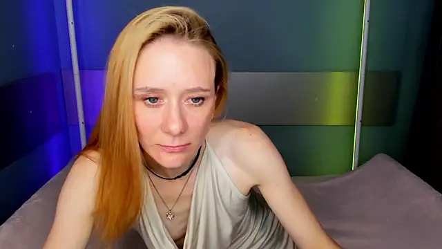 NikaBond's Live XXX Chat