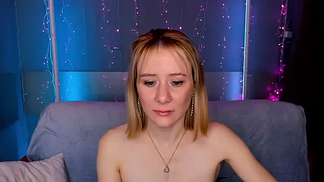 NikaBond Live XXX-chat