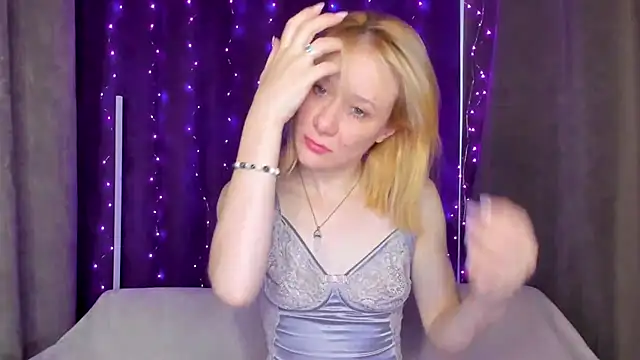 NikaBond 라이브 XXX 채팅