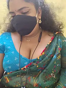 Floraa-Queen's Live Sex Cam Show