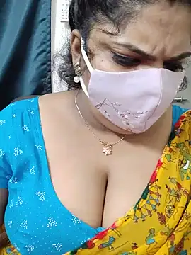 Tamil-Flora-Queen Webcam-Show