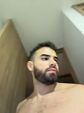 PaulPhoenix_ Show in webcam