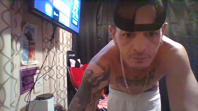 NEWHUNGBOY webcam show