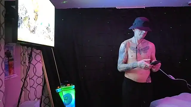 NEWHUNGBOY Webcam-Show