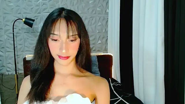 Show modela Velvet_Ysabelle na web-kameri