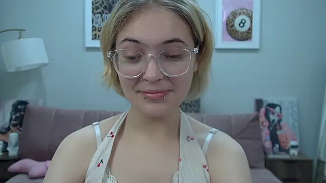 عرض كام RuraBlare