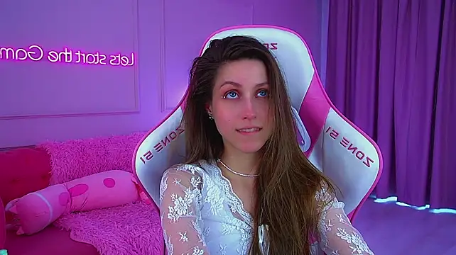 הופעת וובקאם של HaileyArden