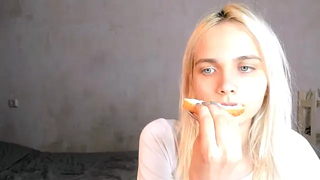 CaliScott_ Adlı Modelin Web Kamerası Şovu