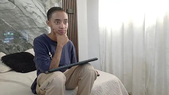 Samy_King23 Webcam-Show
