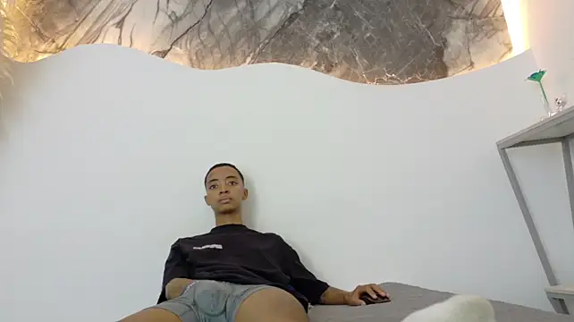 Samy_King23's Webcam Show