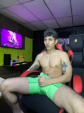 AlessandroAGT Pertunjukan Webcam