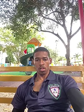 Show modela jose_1tv na web-kameri