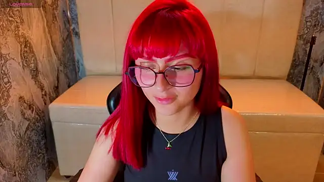 Queen_Red_v Webcamshow