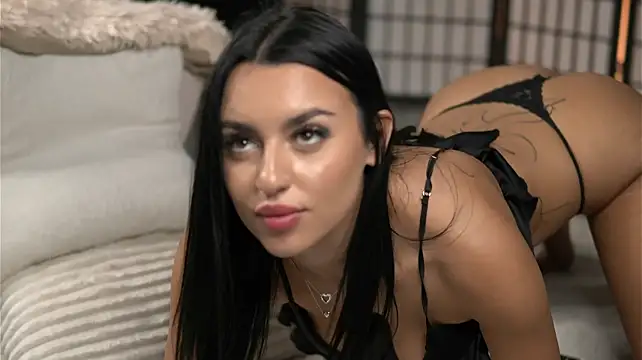 ElllaLuxe – Live XXX-chat
