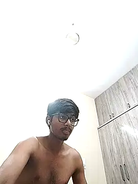 הופעת וובקאם של Badboy_Gaurav_04073
