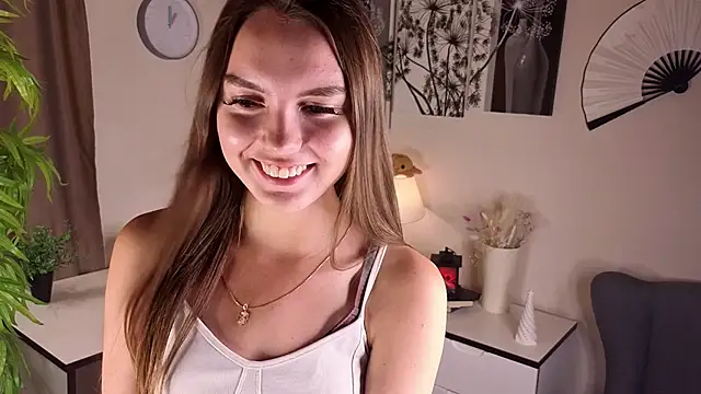 Nicole_Keller Show in webcam