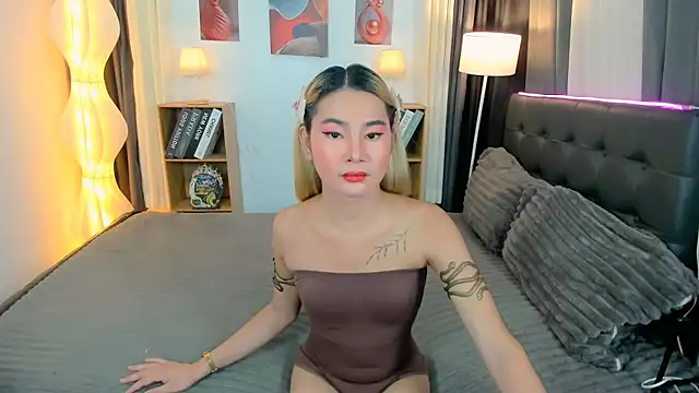 Naughty_Jessie Pertunjukan Webcam