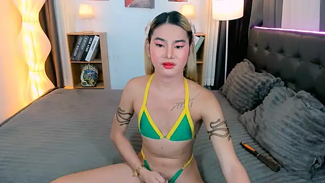 Naughty_Jessie 在線直播表演