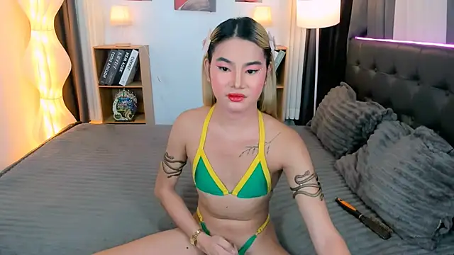 Naughty_Jessie 在線直播表演
