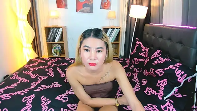 Naughty_Jessie Adlı Modelin Web Kamerası Şovu