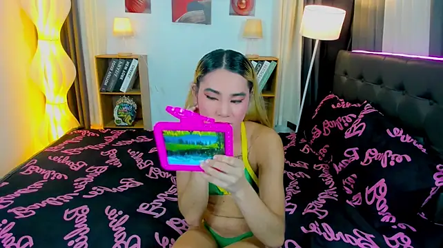 Webkamerová show Naughty_Jessie