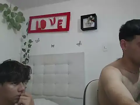 omar202612 – webcam-show