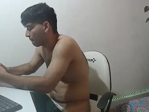 Webkamerová show omar202612