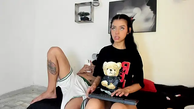 losomo1312 webcam show